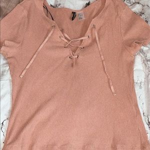 Pink tie in front shirt!